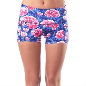 Popflex Active Peony Shorts Size 10